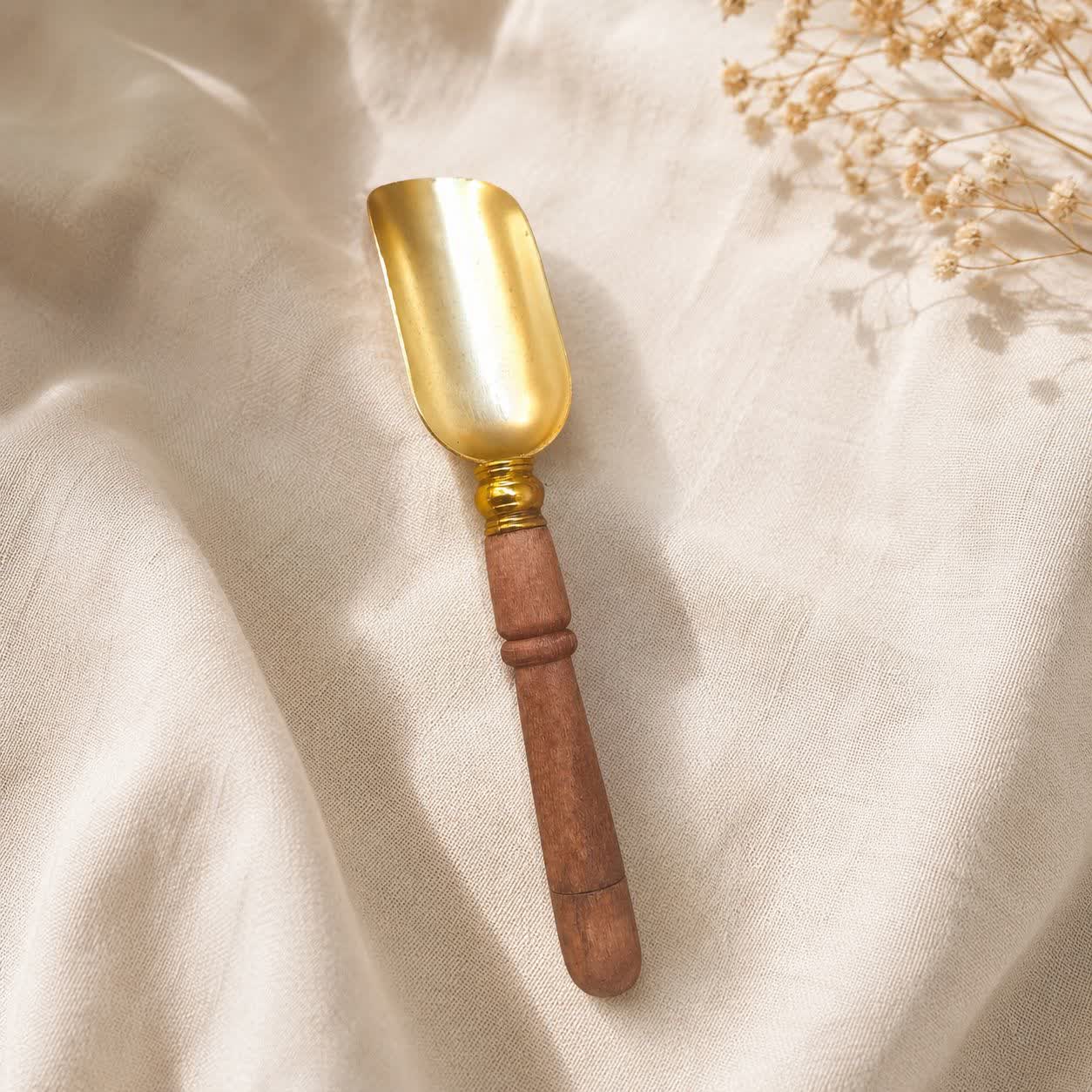 قاشق آجیل دسته چوب